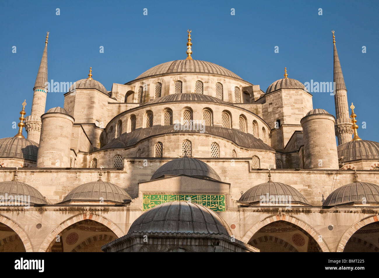 Sultanahmet Mosque, also known as the Blue Mosque and Sultan Ahmed ...