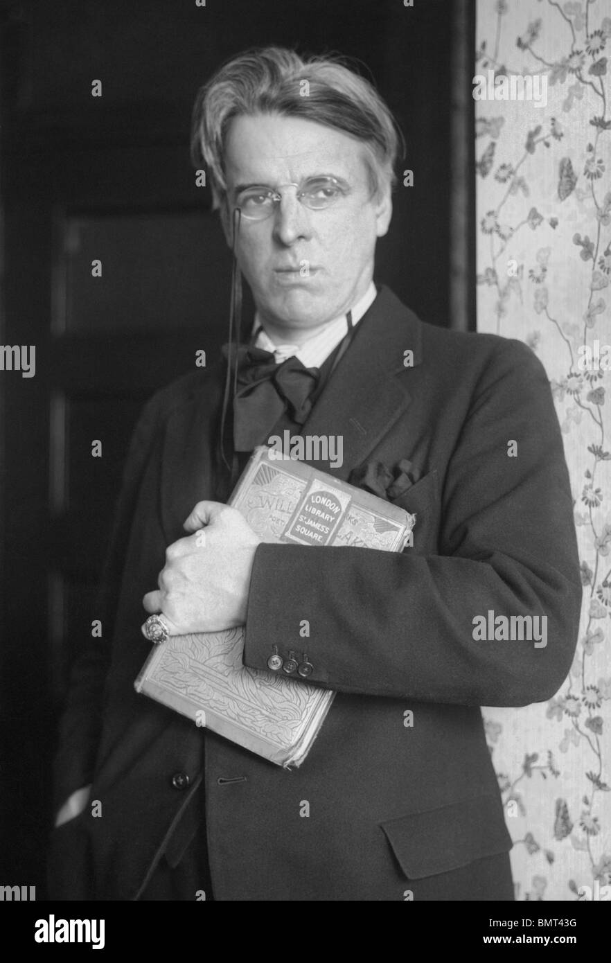 Portrait photo c1920s of Irish poet William Butler Yeats (1865 - 1939) - winner of the Nobel Prize in Literature in 1923. Stock Photo