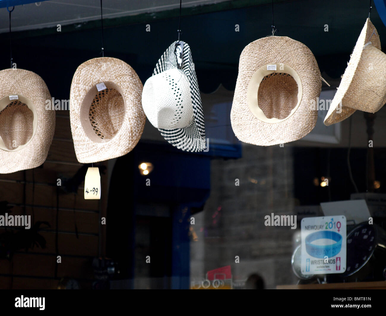 Straw hats for sale, Newquay, Cornwall Stock Photo Alamy