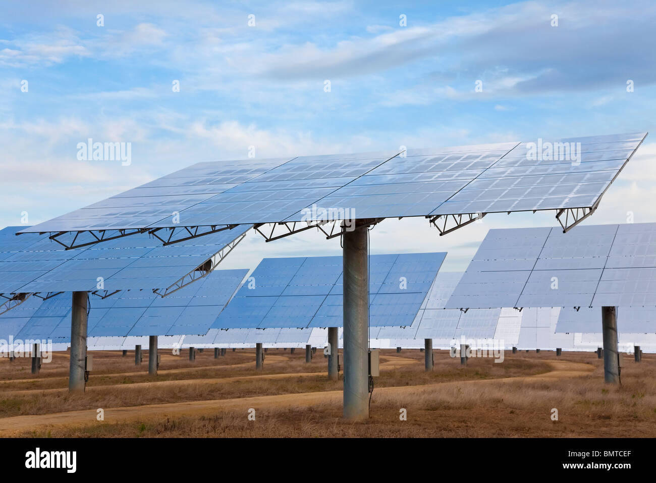 Solar mirror hires stock photography and images Alamy