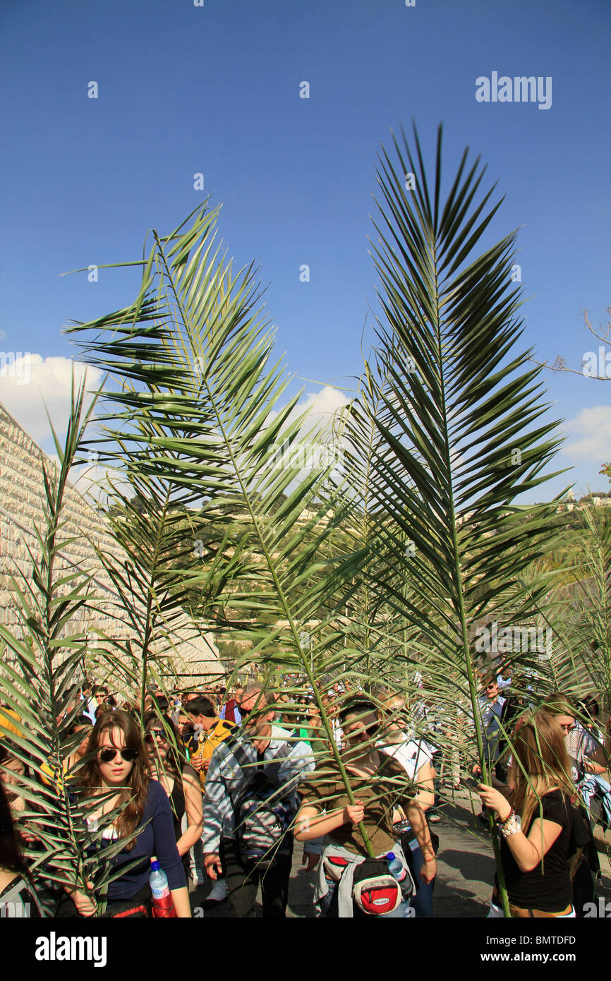 Israel, Jerusalem, Palm Sunday procession Stock Photo Alamy