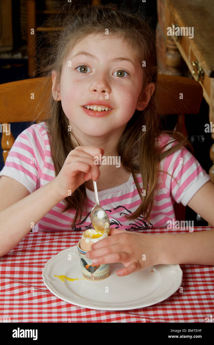 Soft boiled egg breakfast hires stock photography and images Alamy