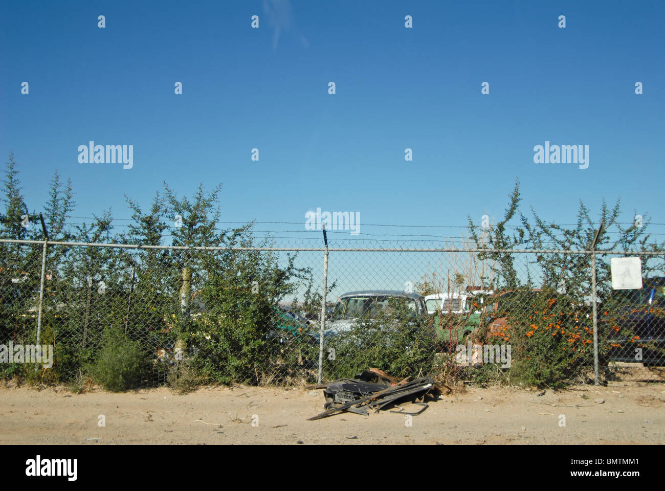 Albuquerque junk cars hires stock photography and images Alamy