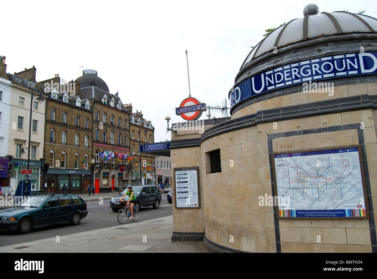 Clapham Common Tube Station in SW7 Stock Photo