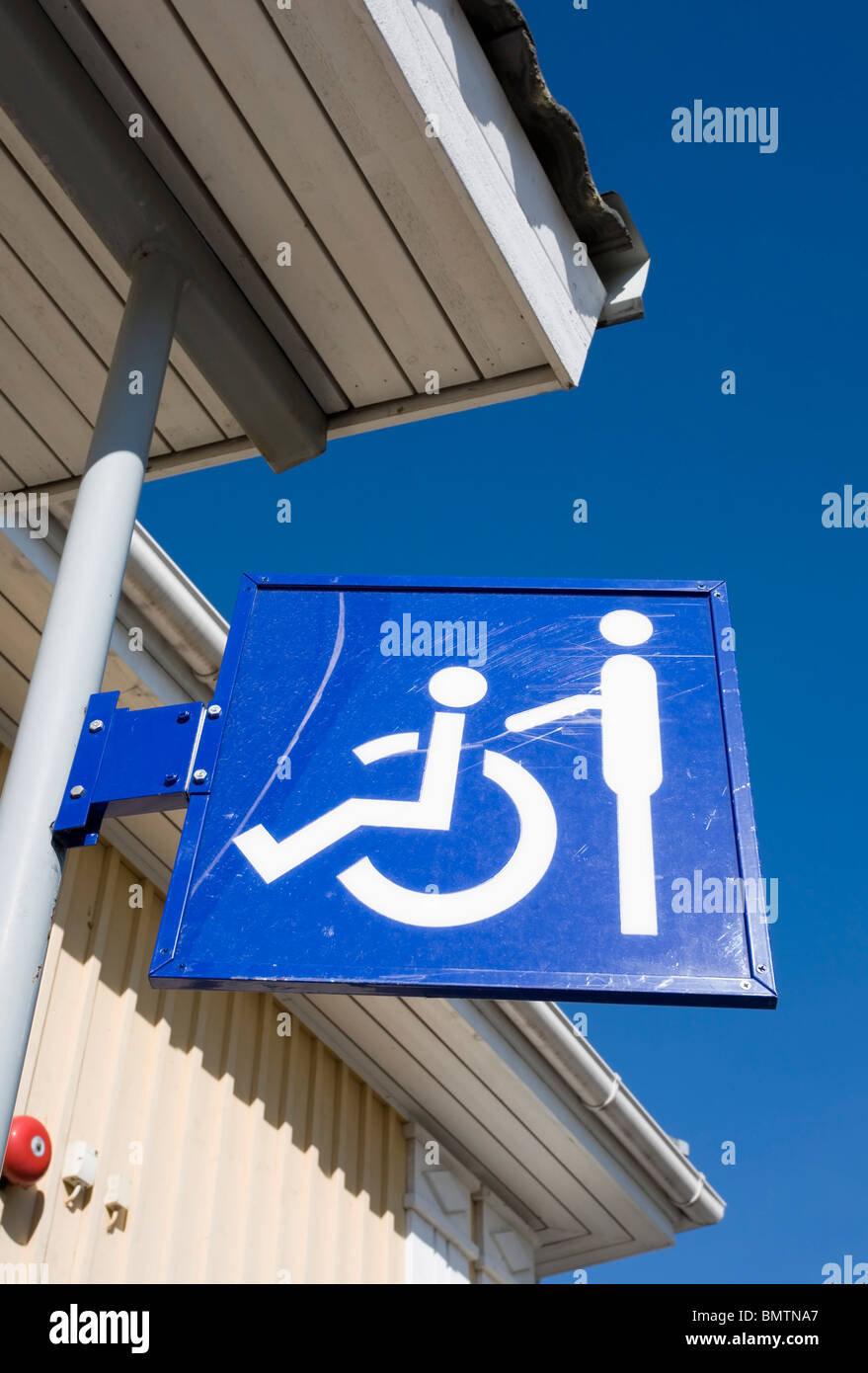 Handicapped only parking sign hires stock photography and images Alamy