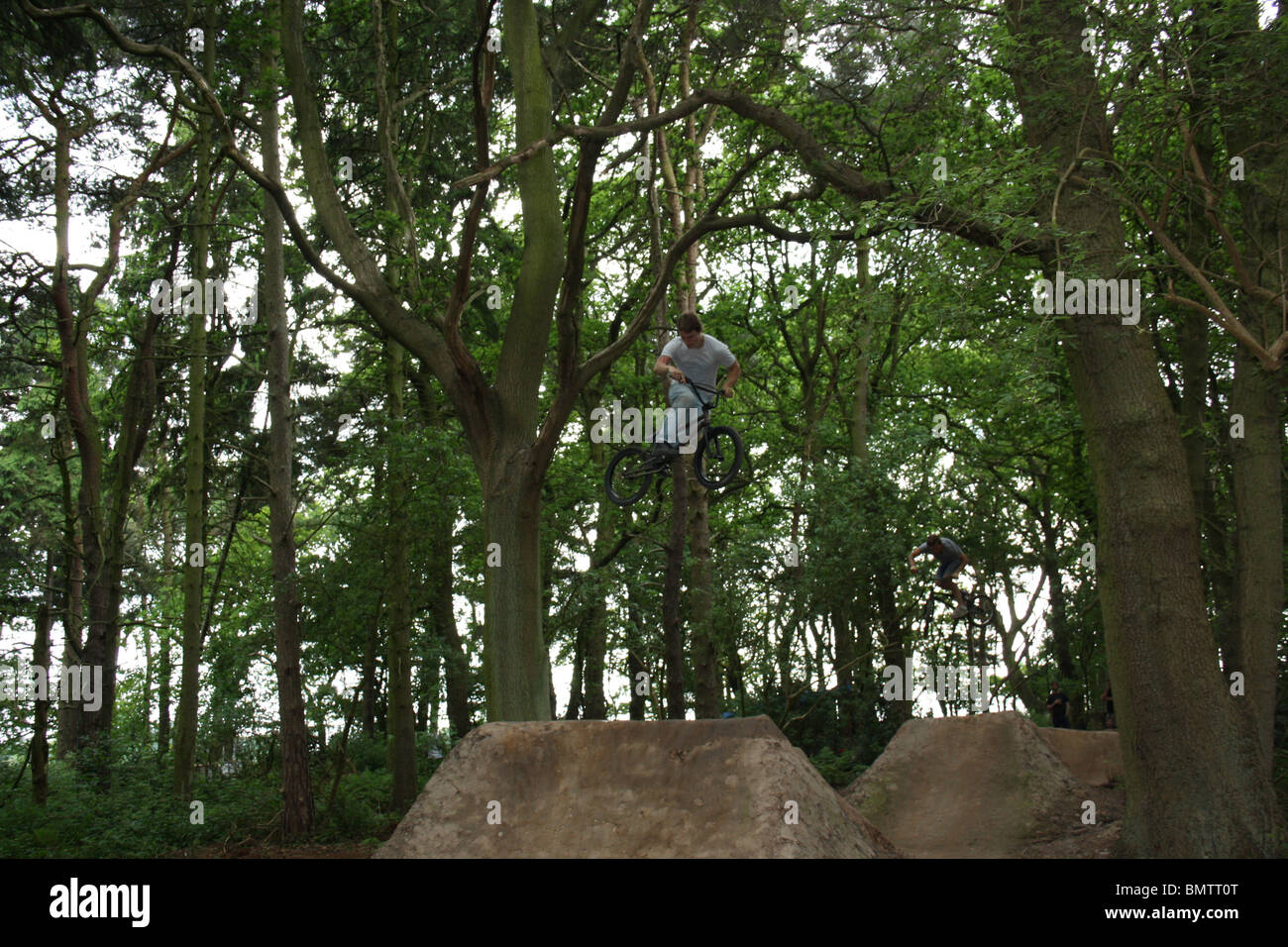 Bob Stringer Showing his BMX Dirt Jumping Skills Stock Photo - Alamy