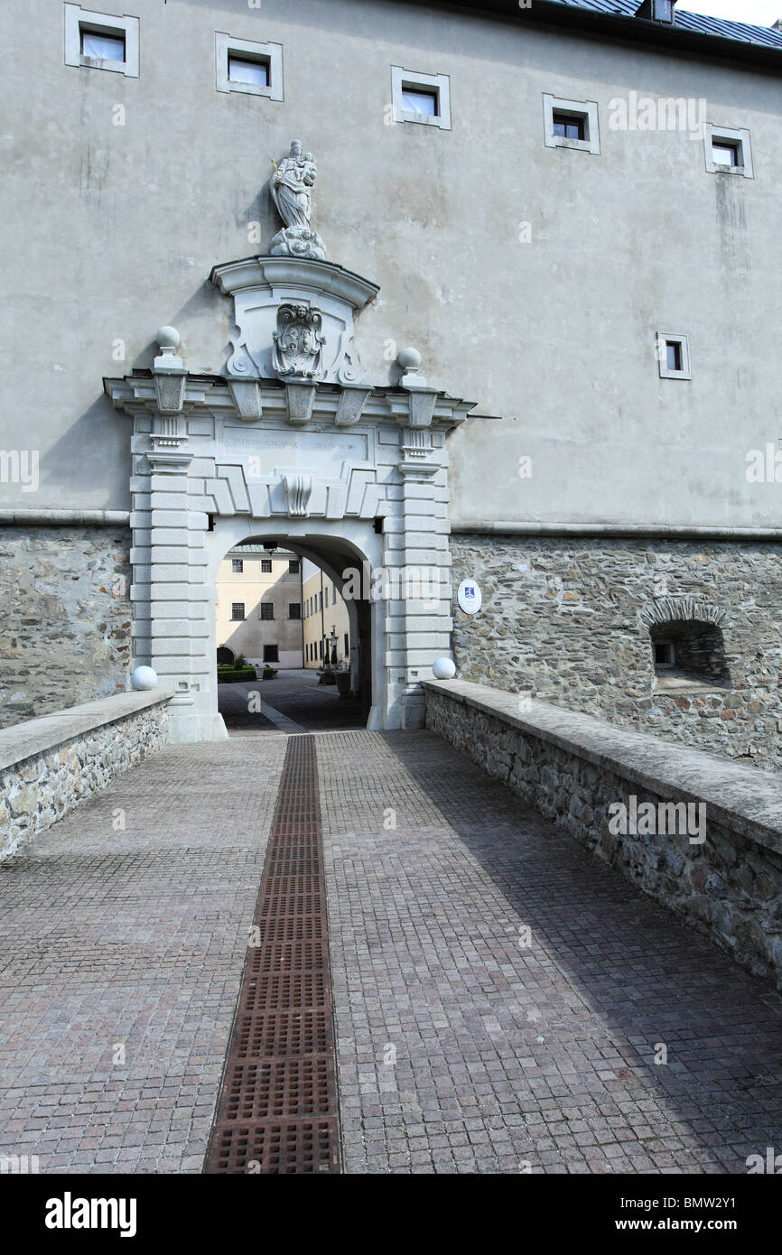 The entrance gate to medieval castle Cerveny Kamen, Slovakia Stock Photo -  Alamy