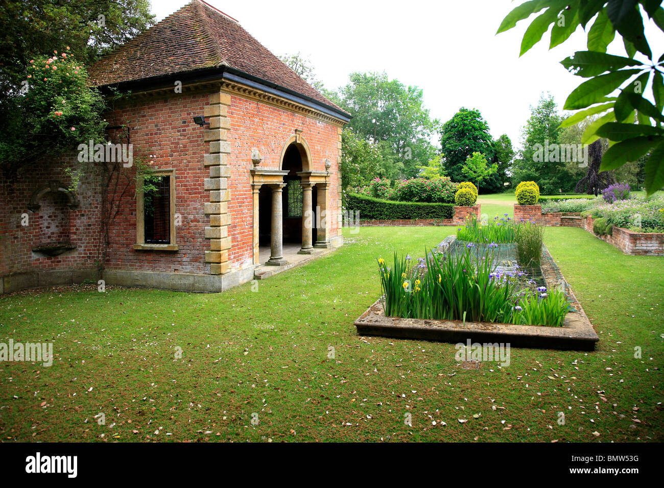 Garden house in the grounds of Little Easton Manor Stock Photo Alamy
