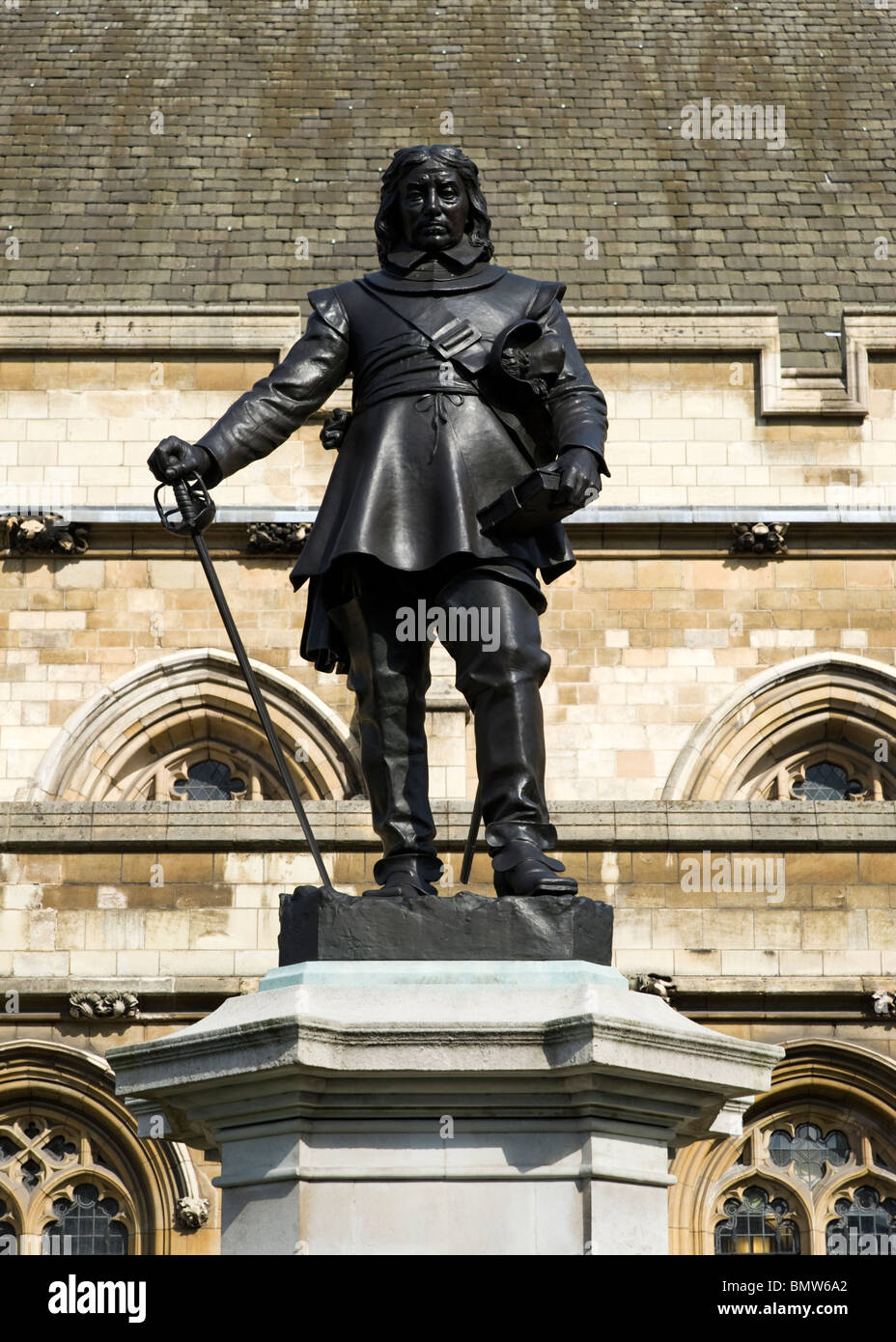 Bronze statue of Oliver Cromwell outside the Houses of Parliament
