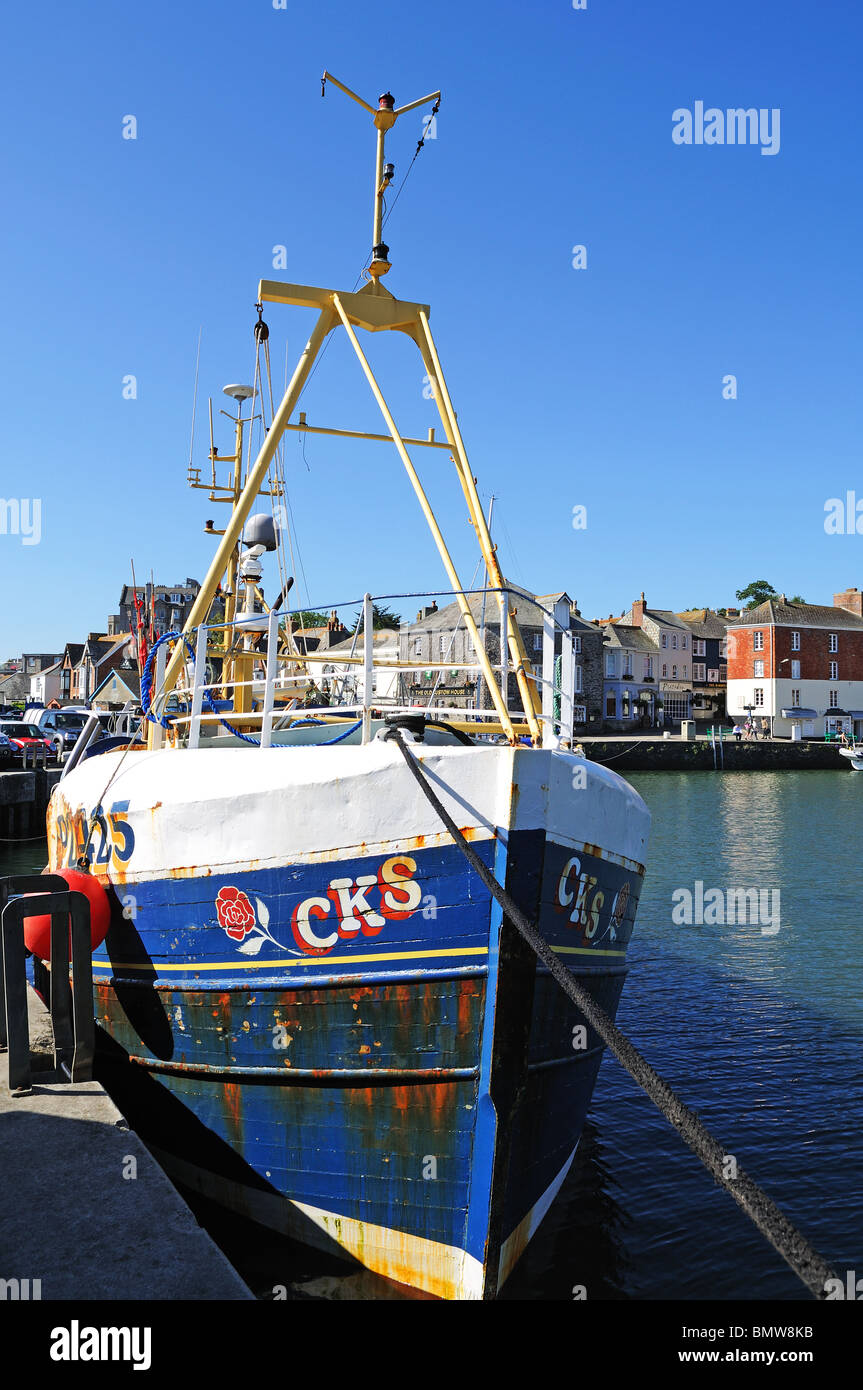 Trawler fishing boat hi-res stock photography and images - Alamy