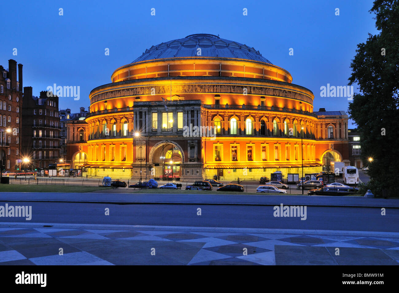 Royal Albert Hall at night Stock Photo Alamy