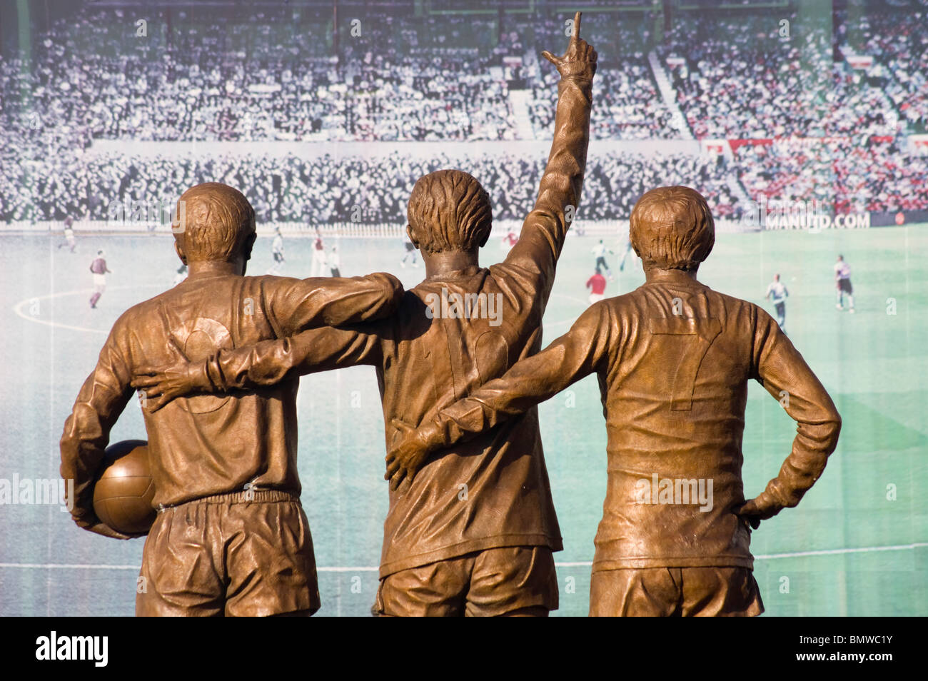Manchester United Statue Of The Holy Trinity Stock Photo Alamy