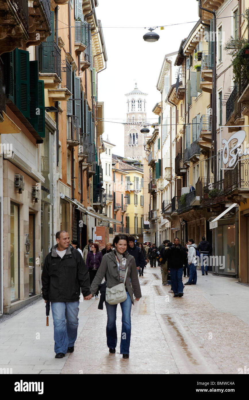 Shopping street in verona hires stock photography and images Alamy