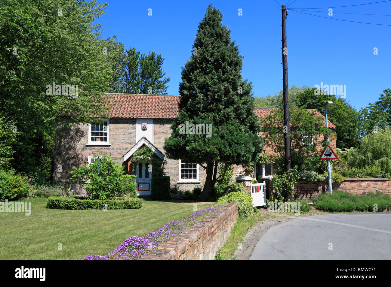 Station farm market weighton east hires stock photography and images
