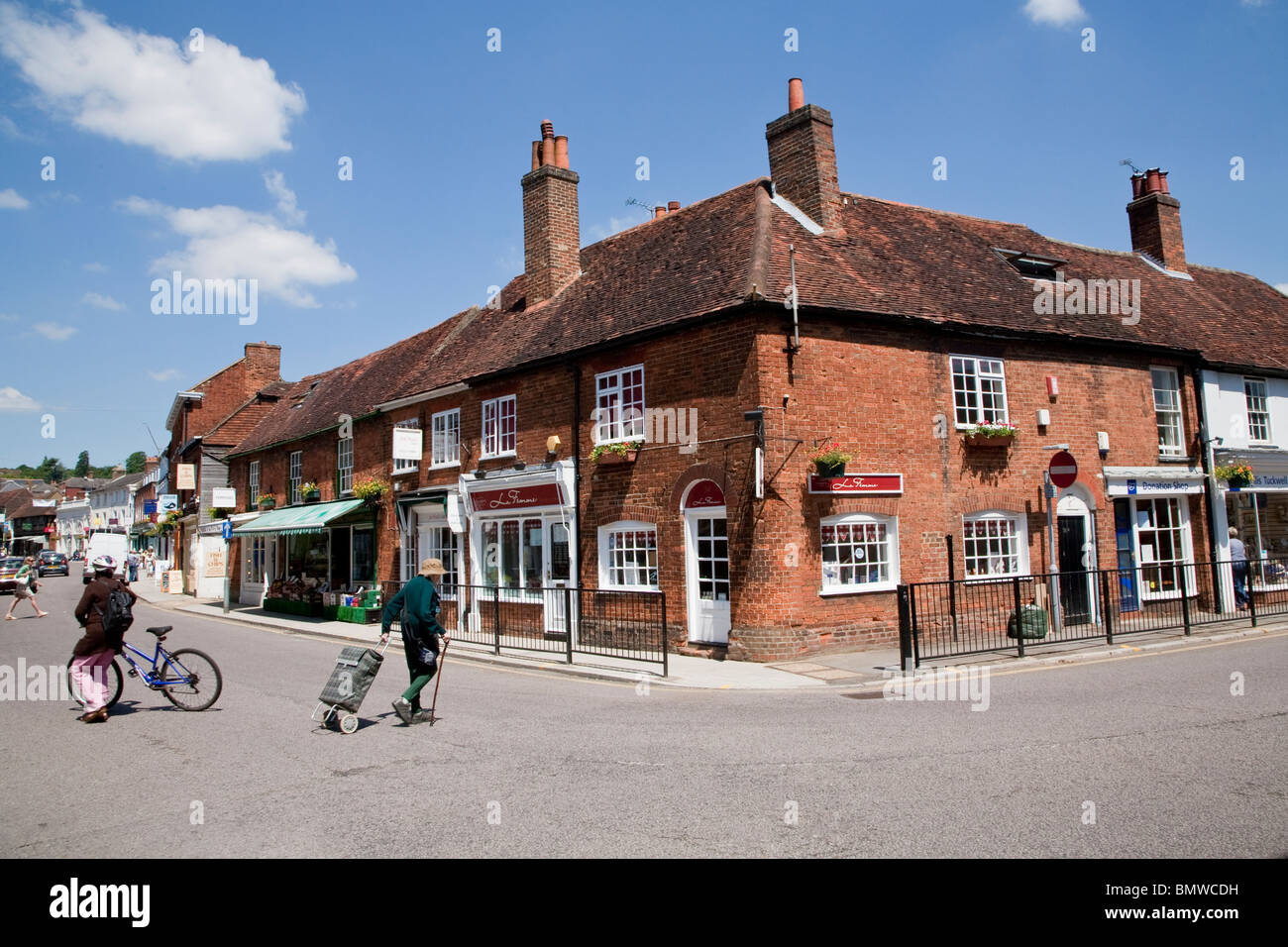 Shops and houses along Downing Street, Farnham Surrey Stock Photo Alamy