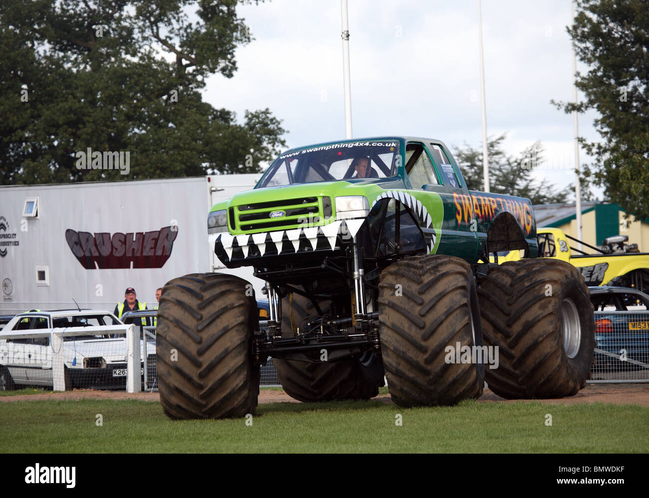 Monster truck hi-res stock photography and images - Alamy