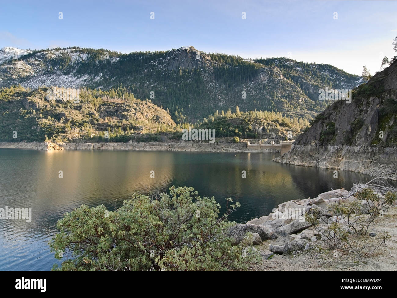 The O'Shaughnessy Dam forming the Hetch Hetchy Reservoir Stock Photo
