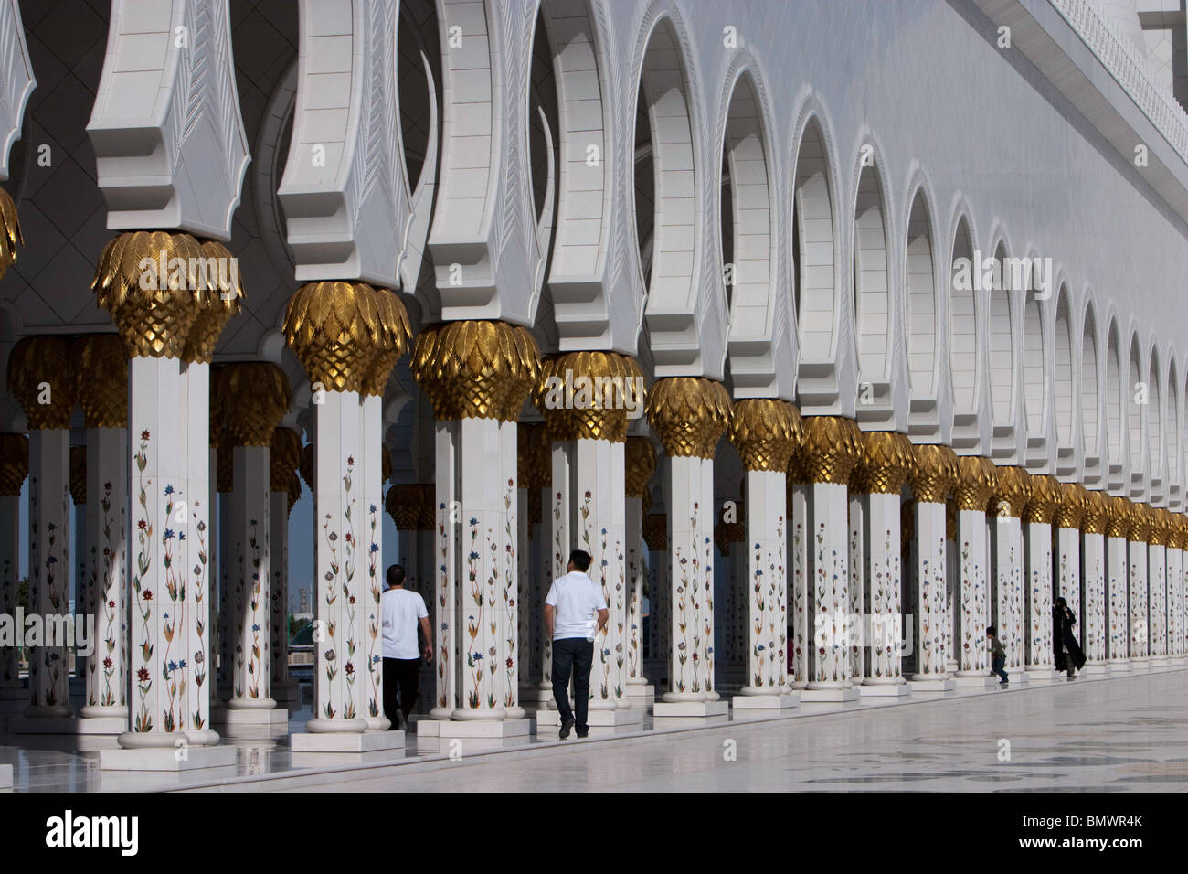 Pillars inside the new Sheikh Zayed Bin Sultan Al Nahyan Mosque (Grand Mosque), Abu Dhabi, United Arab Emirates. Stock Photo