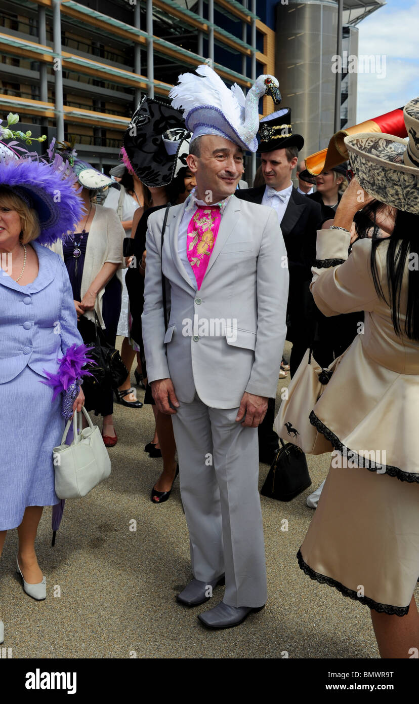 Ascot hat hi-res stock photography and images - Alamy