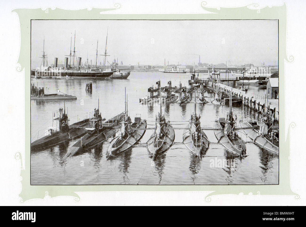 Submarines At The Mooring Hi-res Stock Photography And Images - Alamy