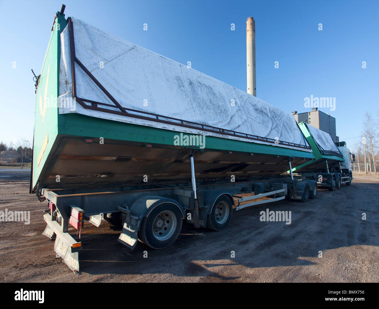 Tilting side dump trailers ( SDT )  on a peat transportation truck , Finland Stock Photo