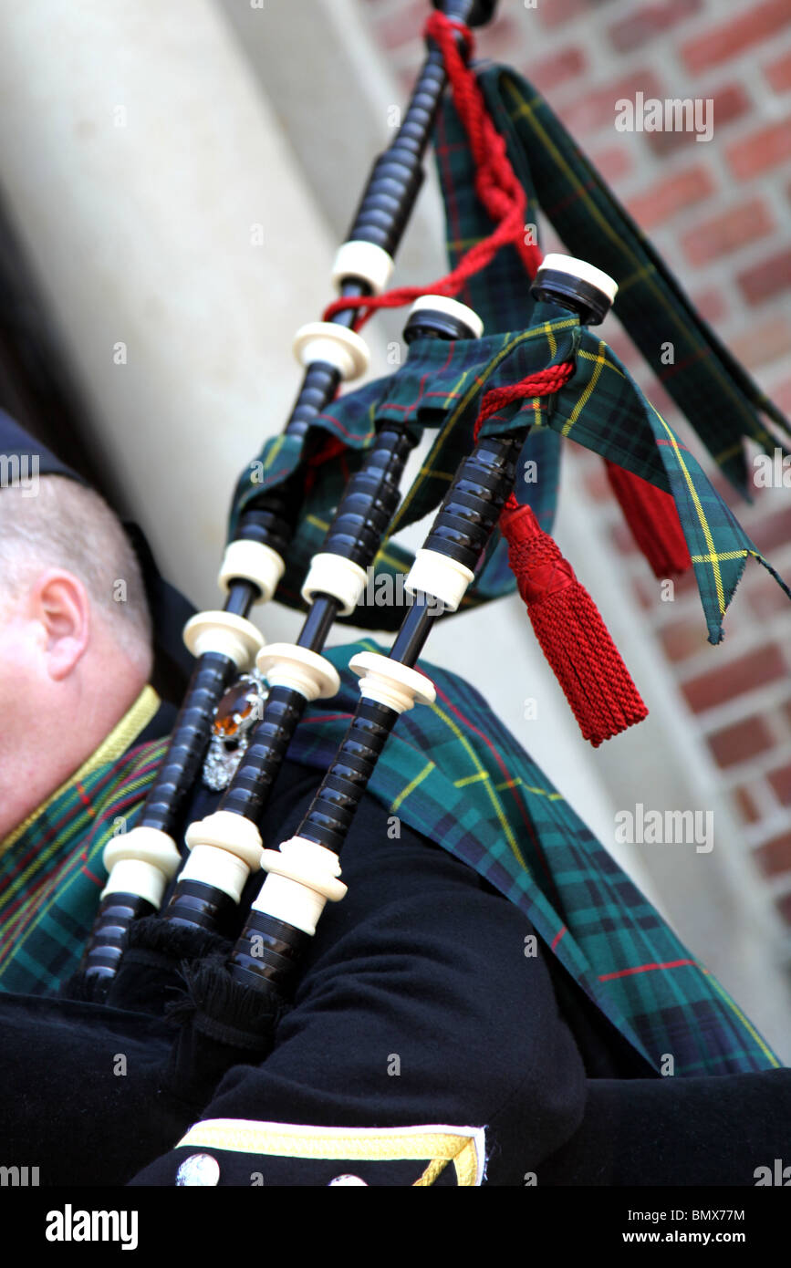 Scottish bagpipes piper with bagpipes Stock Photo Alamy