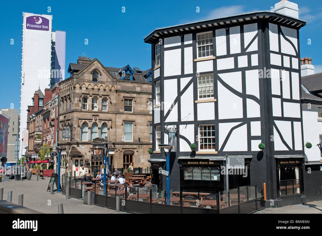 Sinclairs Oyster Bar,Shambles Square,historic bar in Manchester City Centre. Stock Photo