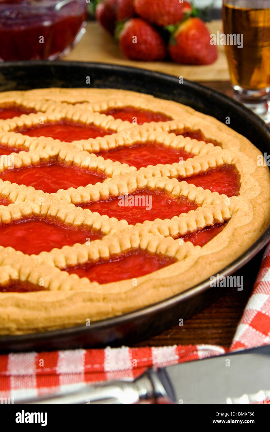 Fresh strawberry cake on hi-res stock photography and images - Alamy