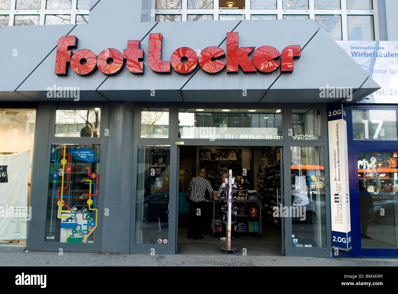 Footlocker shopping hi-res stock photography and images - Alamy