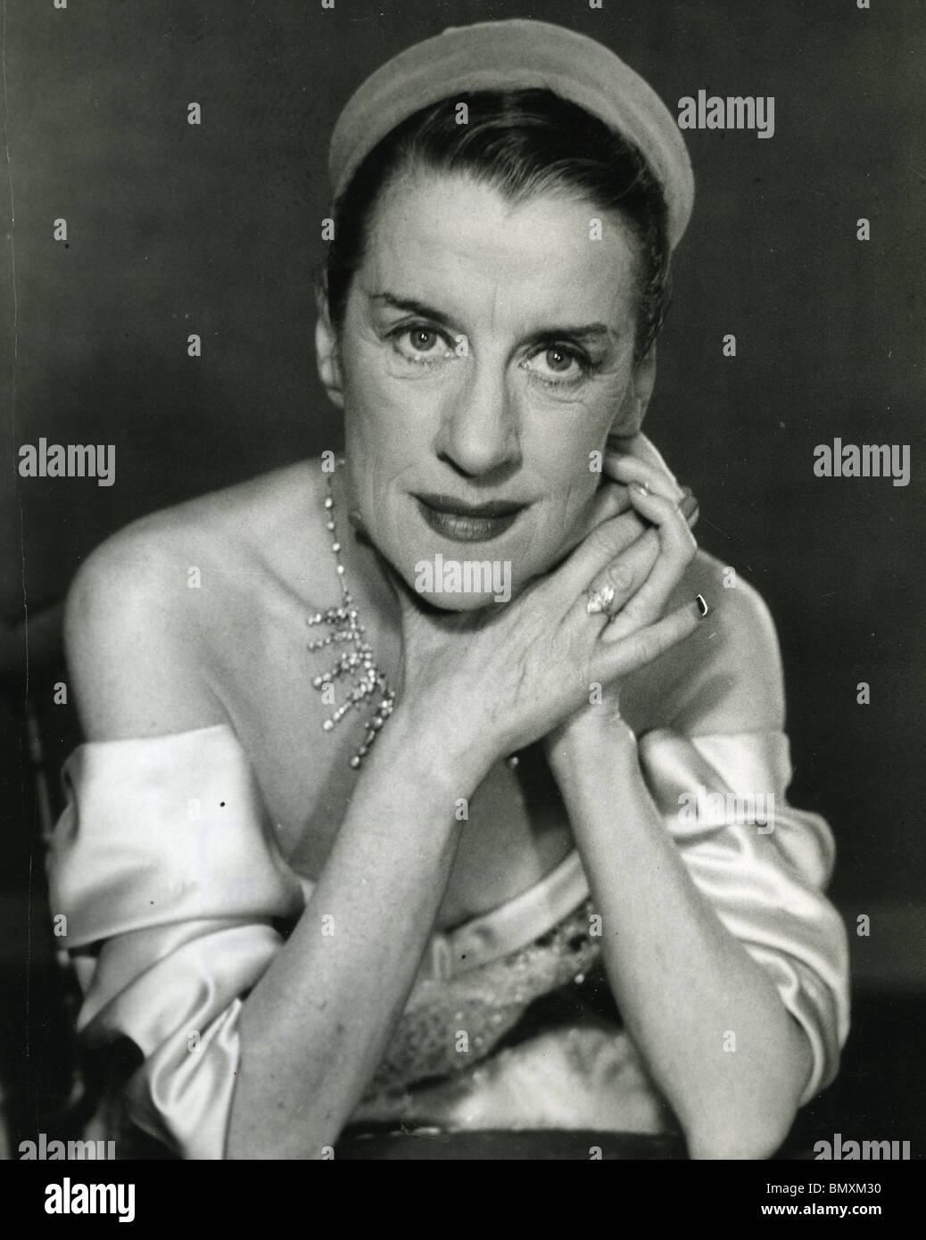 BEATRICE LILLIE Canadian comic actress (1894-1989 Stock Photo - Alamy