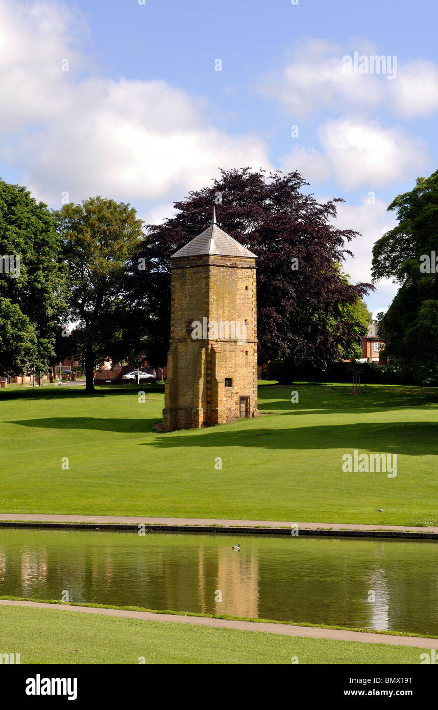 Old pigeonry and lake, Abington Park, Northampton, Northamptonshire, England, UK Stock Photo