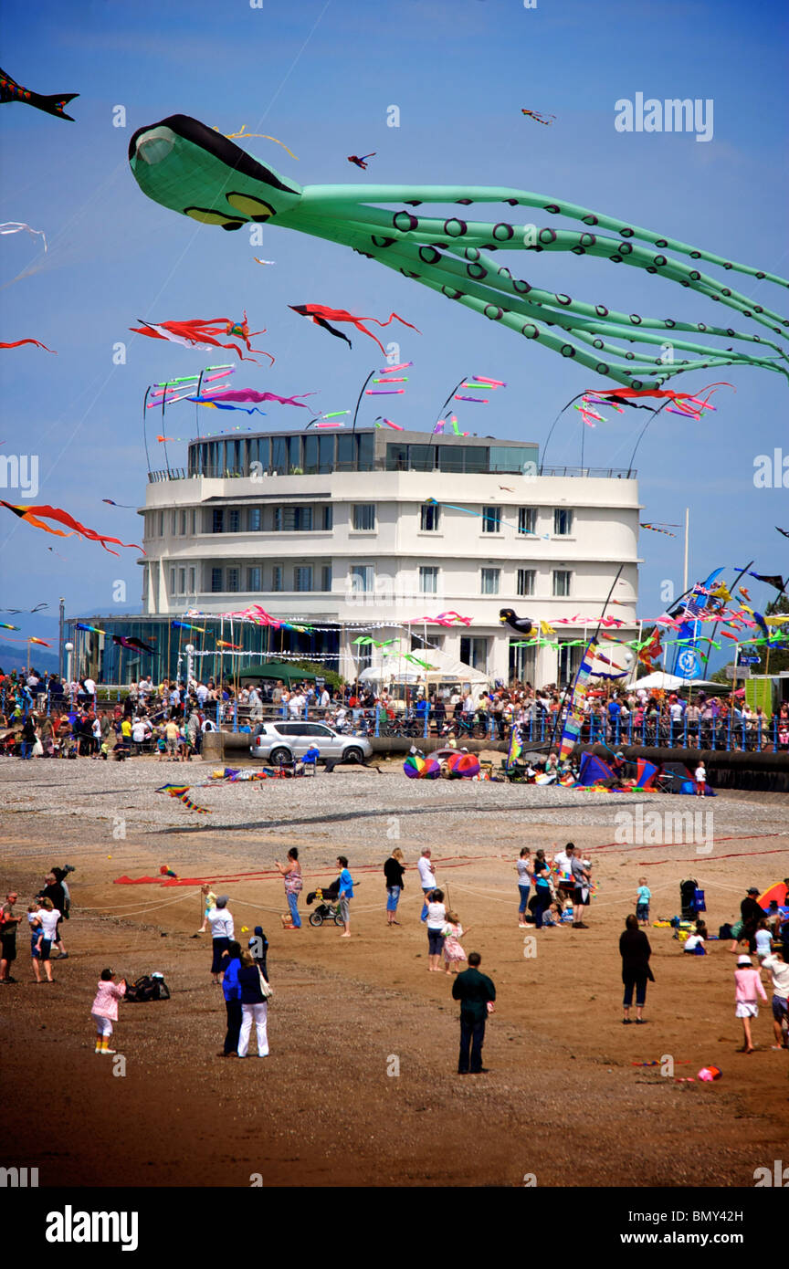 Catch the wind kite festival Morecambe.Kites flying on the beach near Midland Hotel Stock Photo