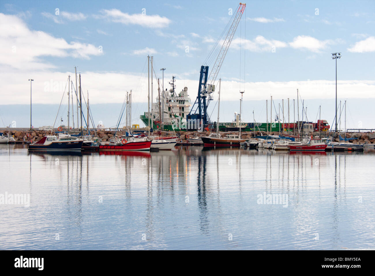 Small boat harbour hi-res stock photography and images - Alamy