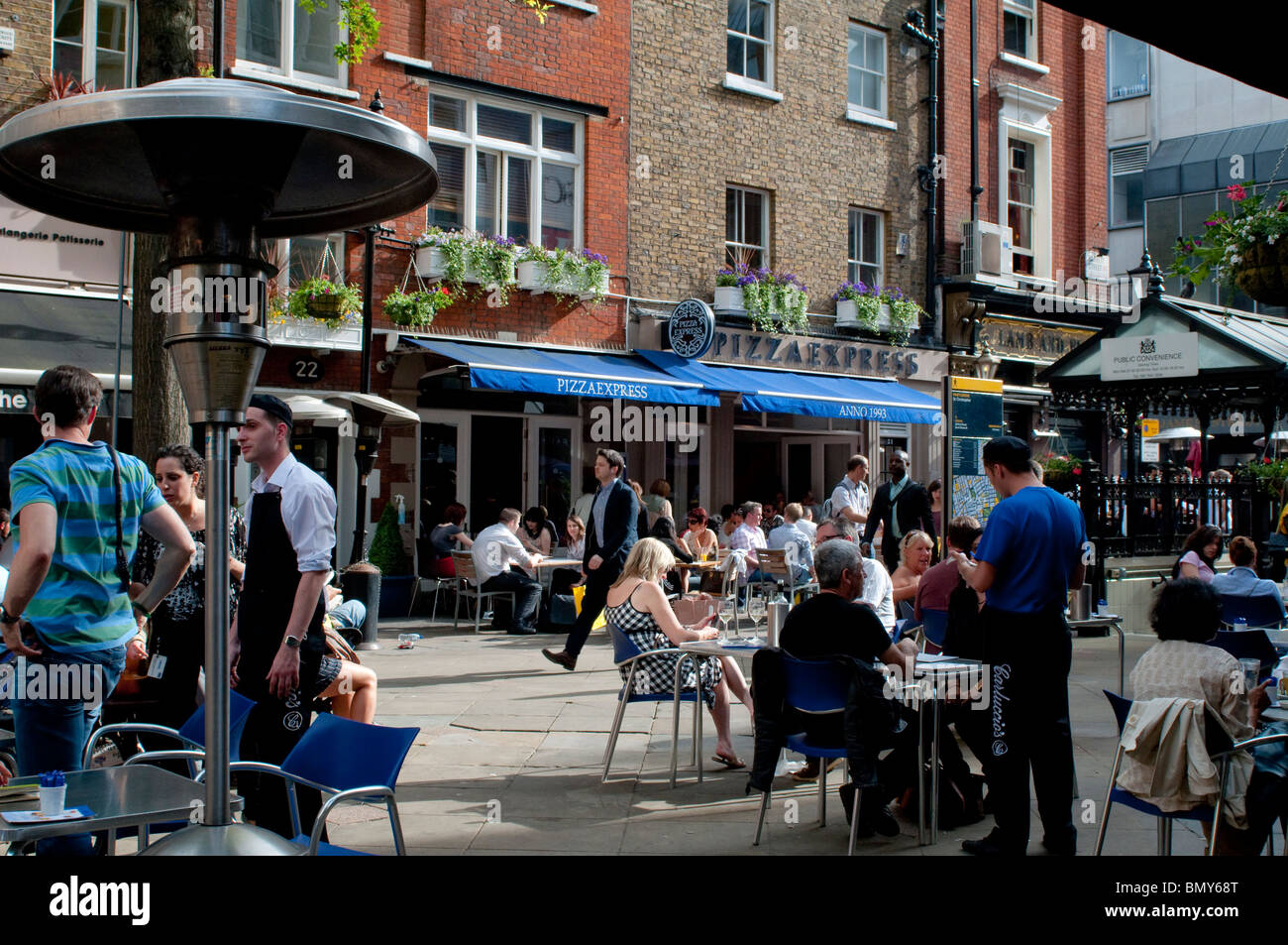 Restaurants on St Christopher's Place, London W1, UK Stock Photo