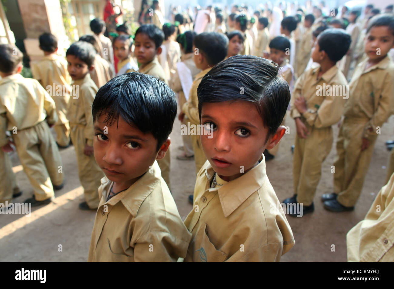 primary school in a slum in karachi, pakistan Stock Photo Alamy