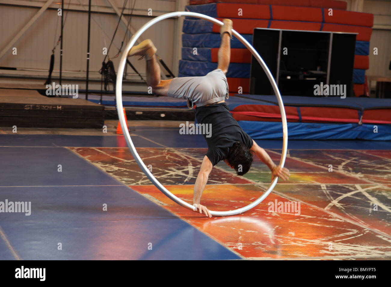 artist training, Cirque du Soleil Montreal HQ Stock Photo Alamy