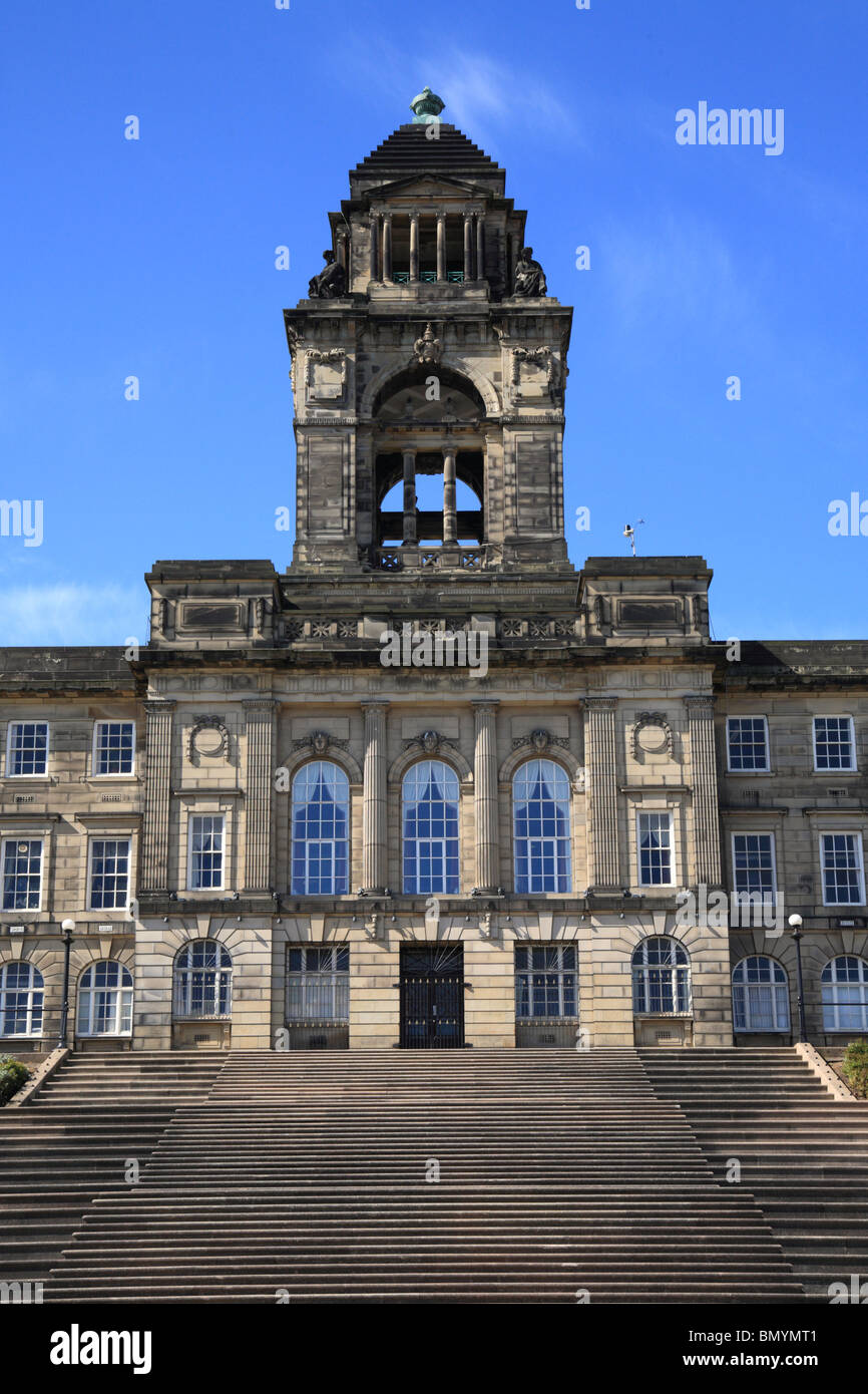 Wallasey Town Hall, Wirral Merseyside. River Mersey waterfront, Liverpool, England, UK Stock Photo