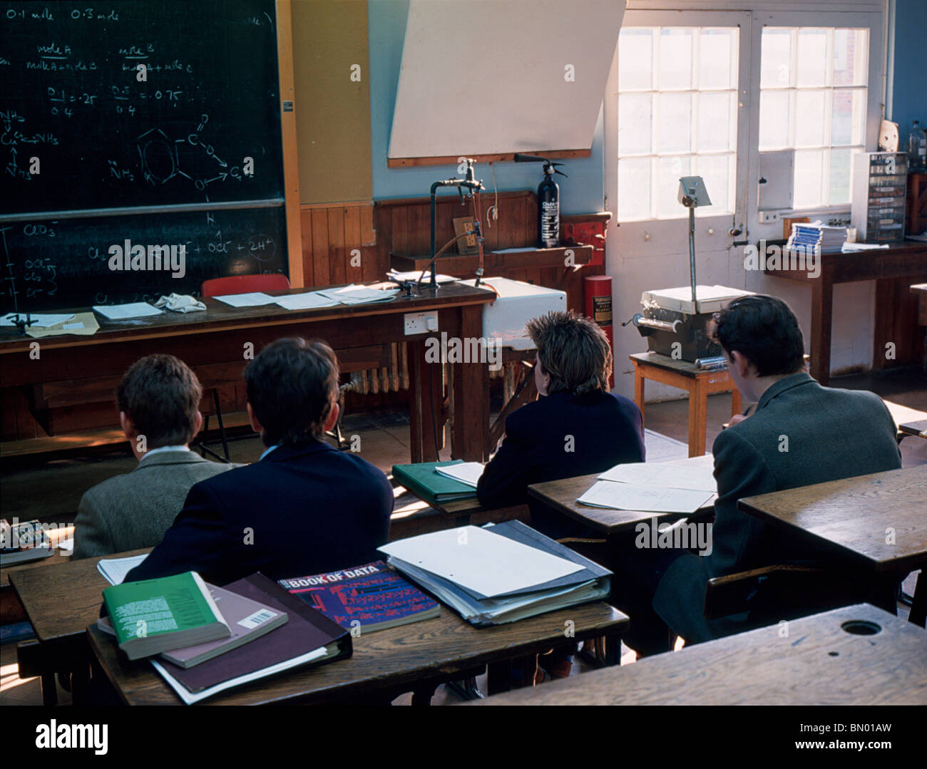 Wellington College chemistry lab, 1980's Stock Photo Alamy