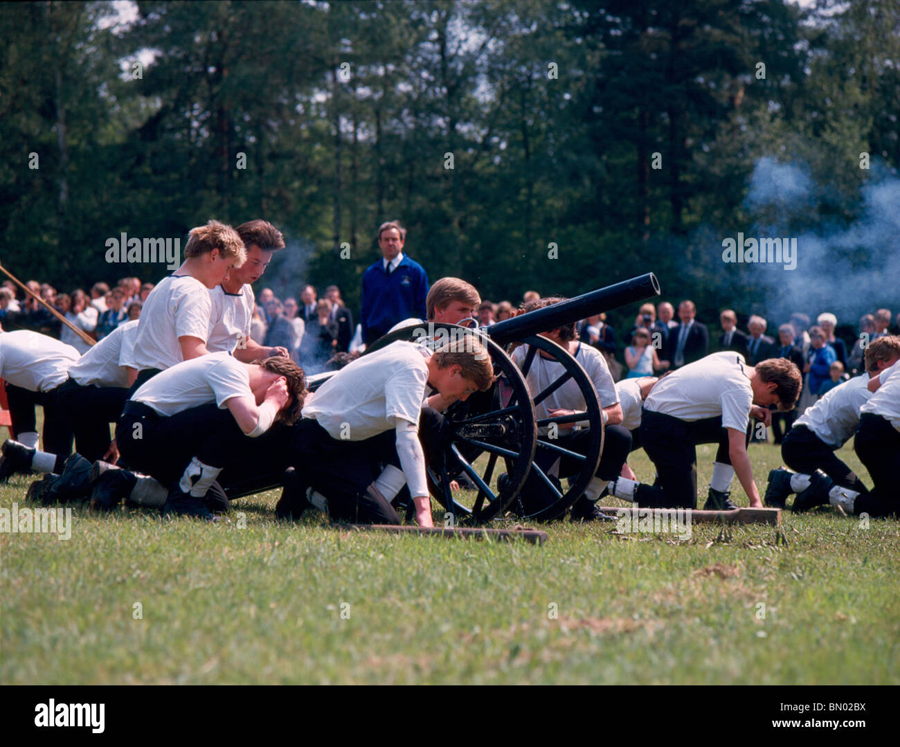 Wellington College field gun competition, 1980's Stock Photo Alamy
