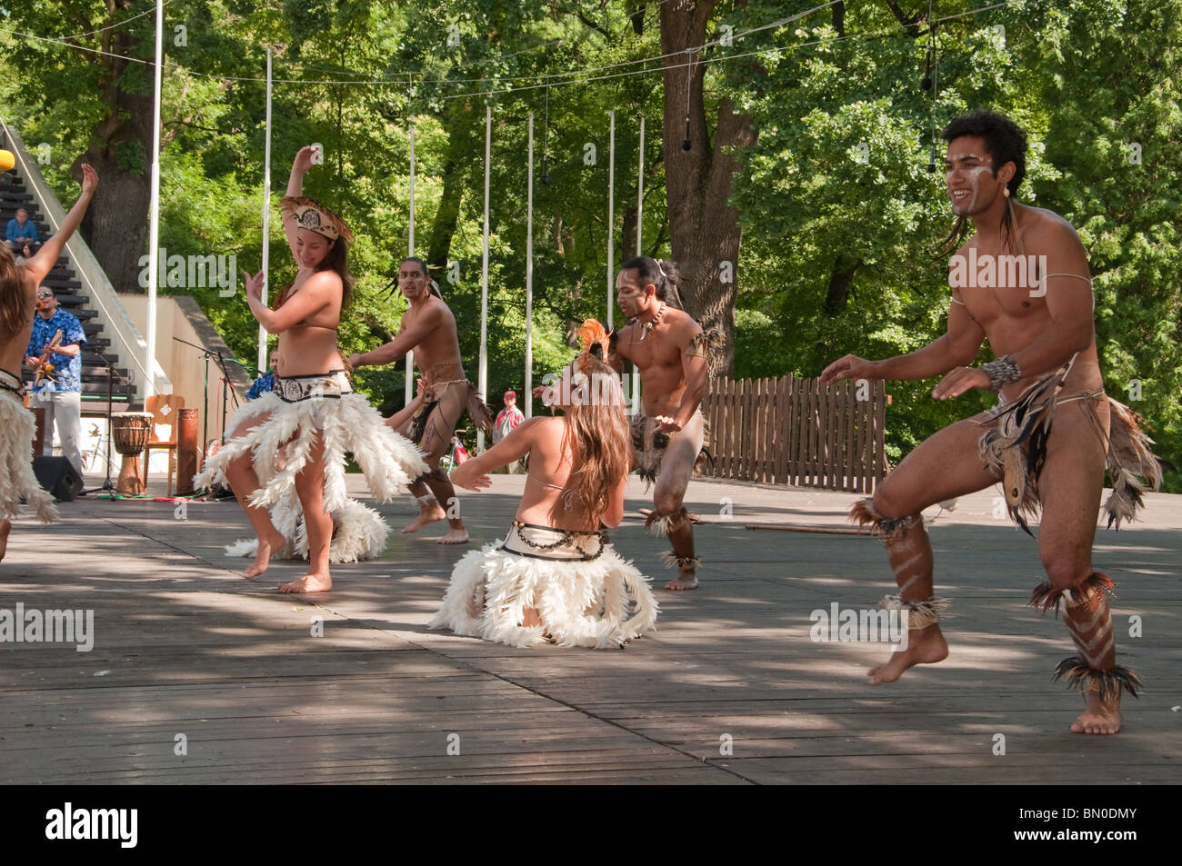 Wild dancers from Chile - Tutanga, Ballet cultural Rapa Nui Stock Photo