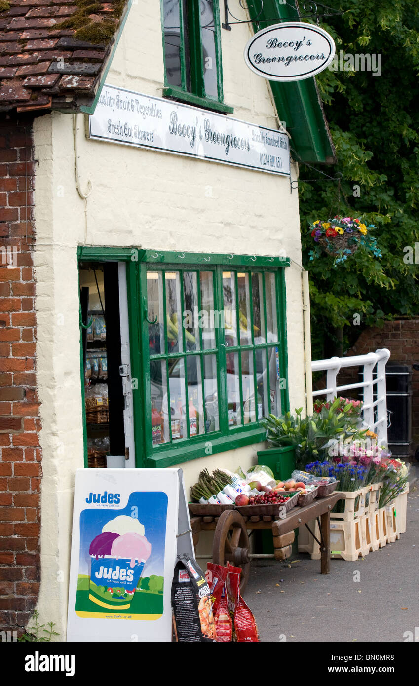 Hampshire's Stockbridge High Street was voted 'best foodie street' UK, nr Winchester, Hampshire, England Stock Photo