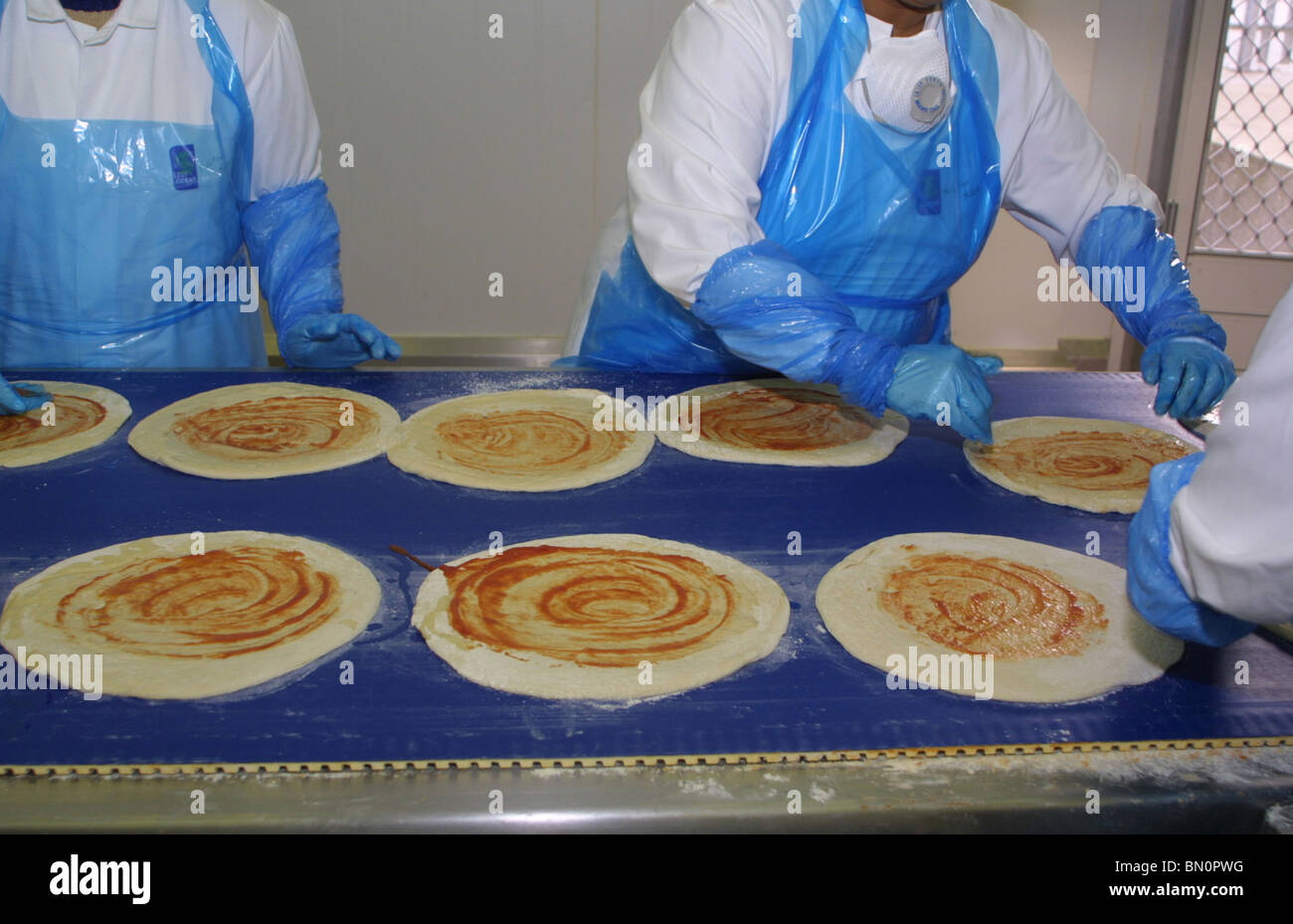 Pizza Factory Stock Photos & Pizza Factory Stock Images Alamy