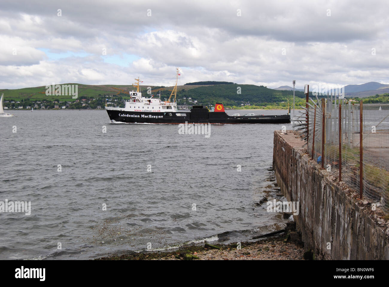 gourock-to-dunoon-ferry-stock-photo-alamy