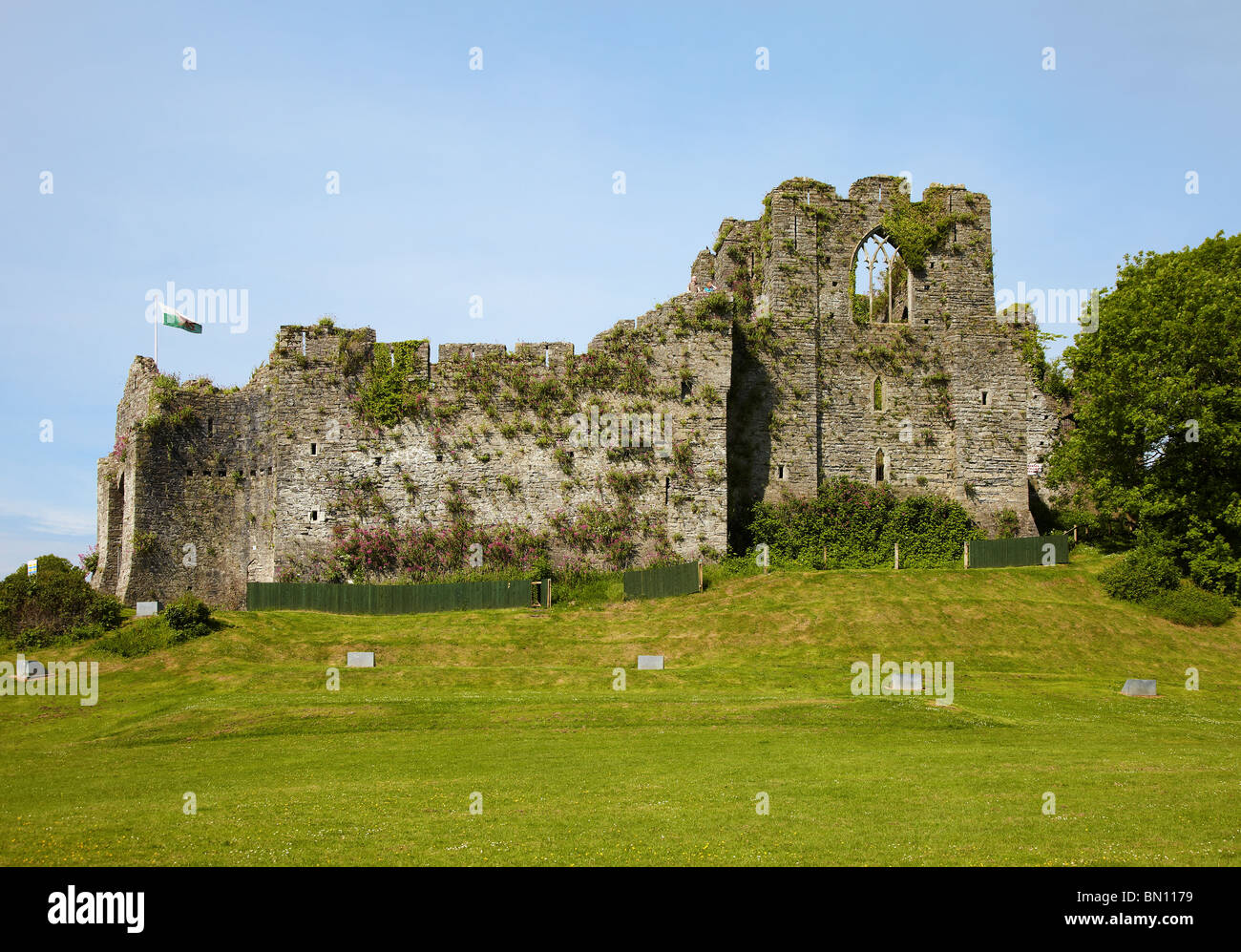 Oystermouth Castle, Mumbles, Swansea, Wales, UK Stock Photo