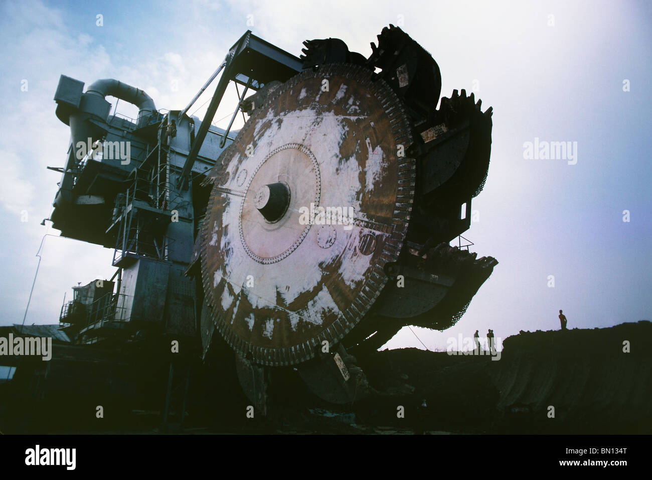 Colossal excavator used in 1979 for digging and building the Jonglei canal in the southern Sudan, a project halted in 1983 Stock Photo