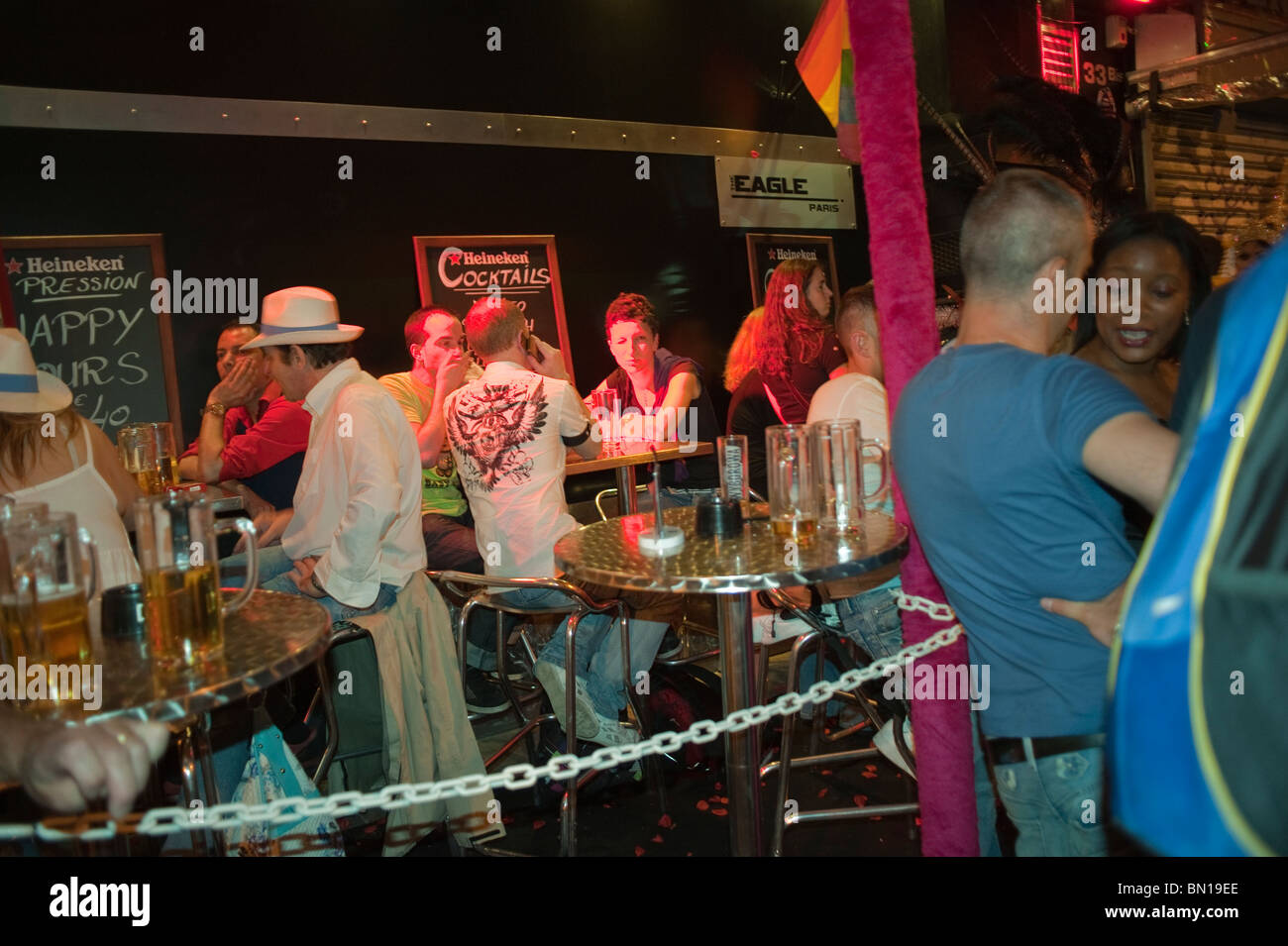 Paris gay bar hi-res stock photography and images - Alamy