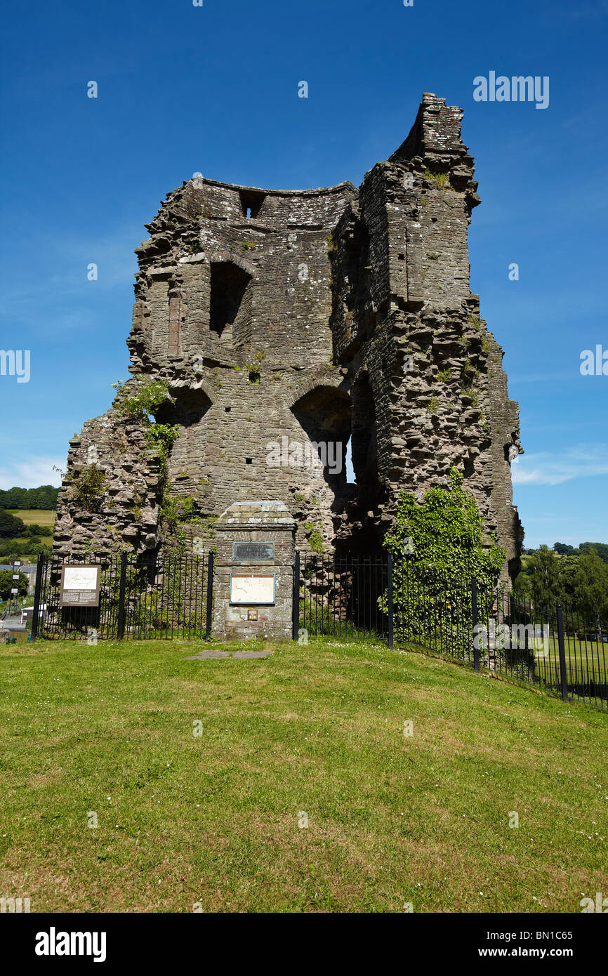 Crickhowell Castle, Crickhowell, Brecon Beacons, Wales, UK Stock Photo ...