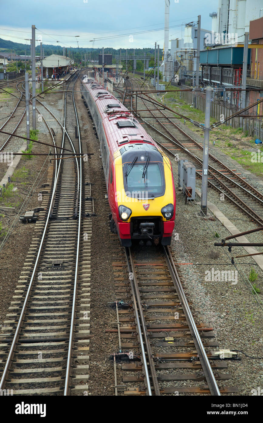 A Virgin Voyager diesel train pictured at Bank Quay station in Warrington Stock Photo Alamy