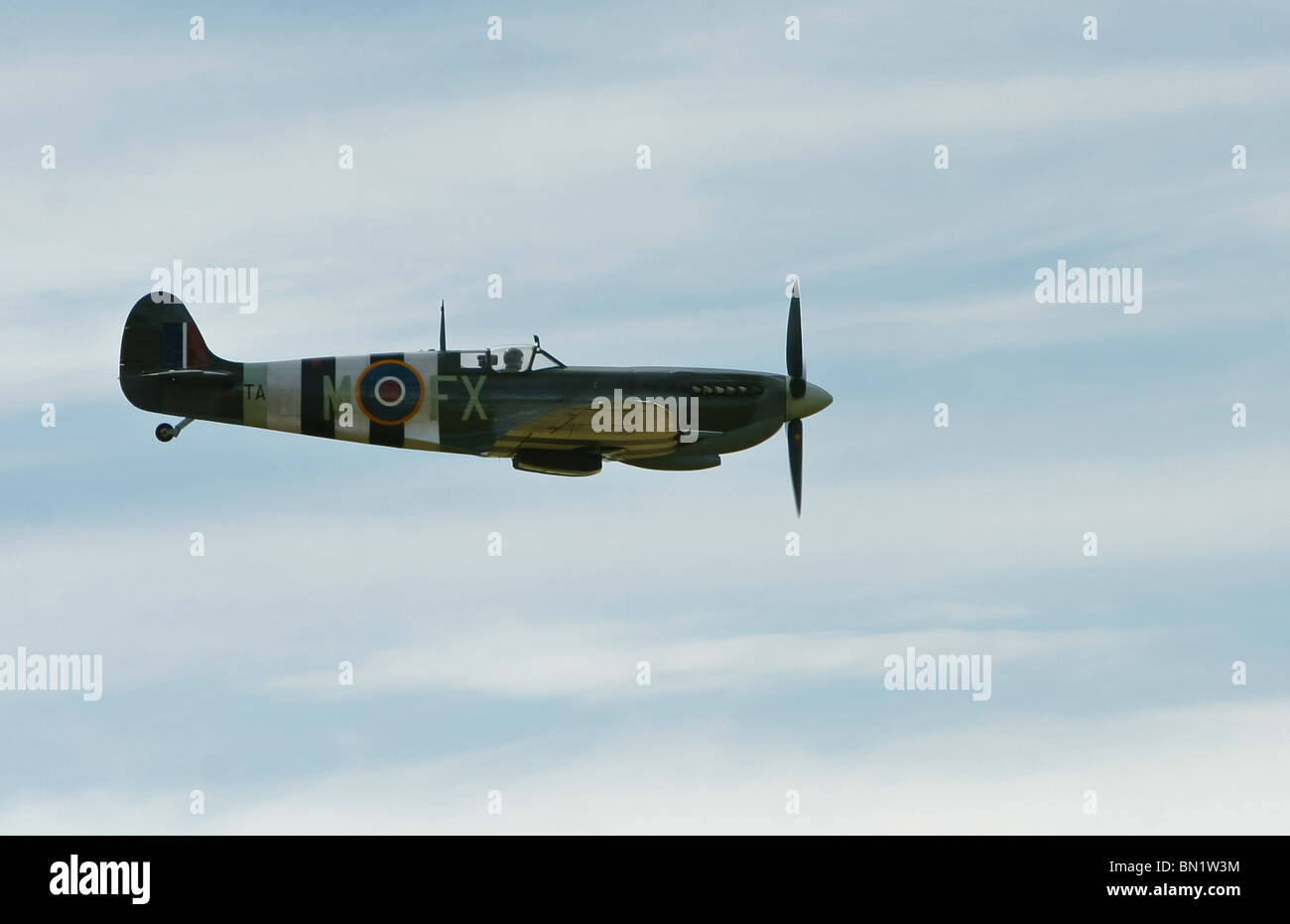 Spitfire Mk IX aircraft flying over Kent England Stock Photo Alamy