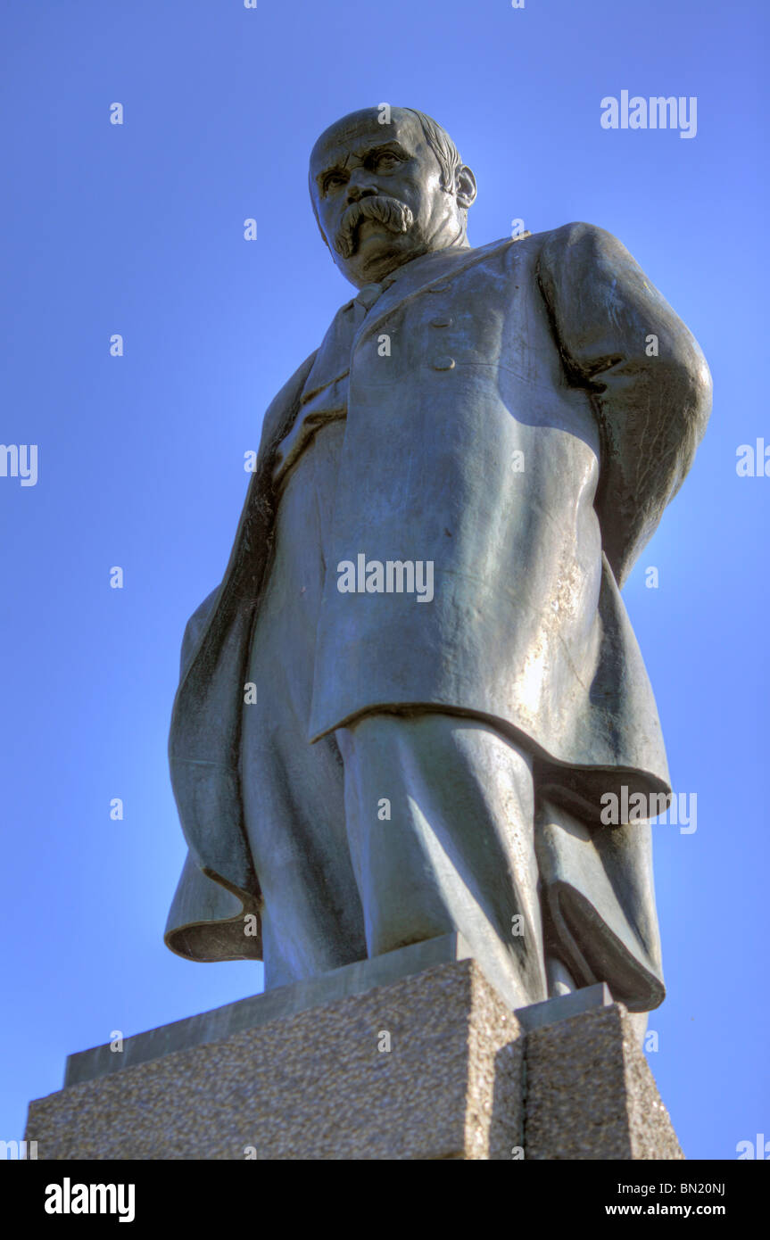 Monument to Ukrainian poet and artist Taras Shevchenko, Taras hill